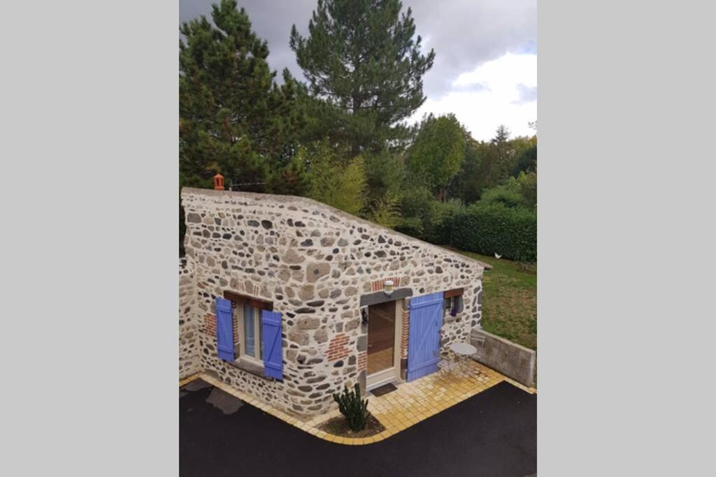 Maisonnette En Pierre Independante De 20 M2 Saint-Cirgues-sur-Couze Екстериор снимка